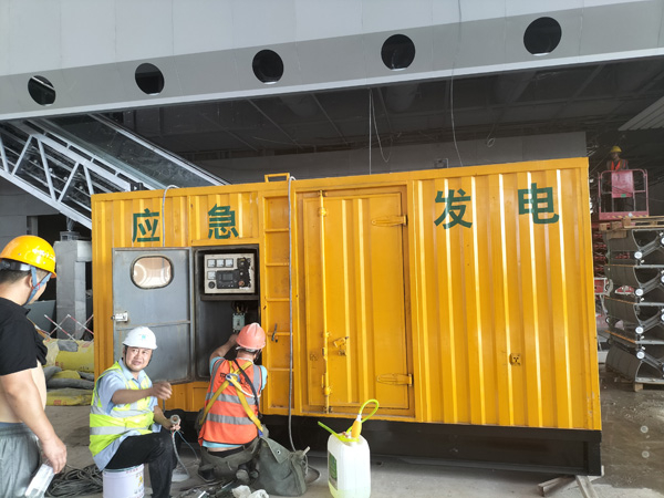 集美怎样判断空气滤清器是否需要更换?